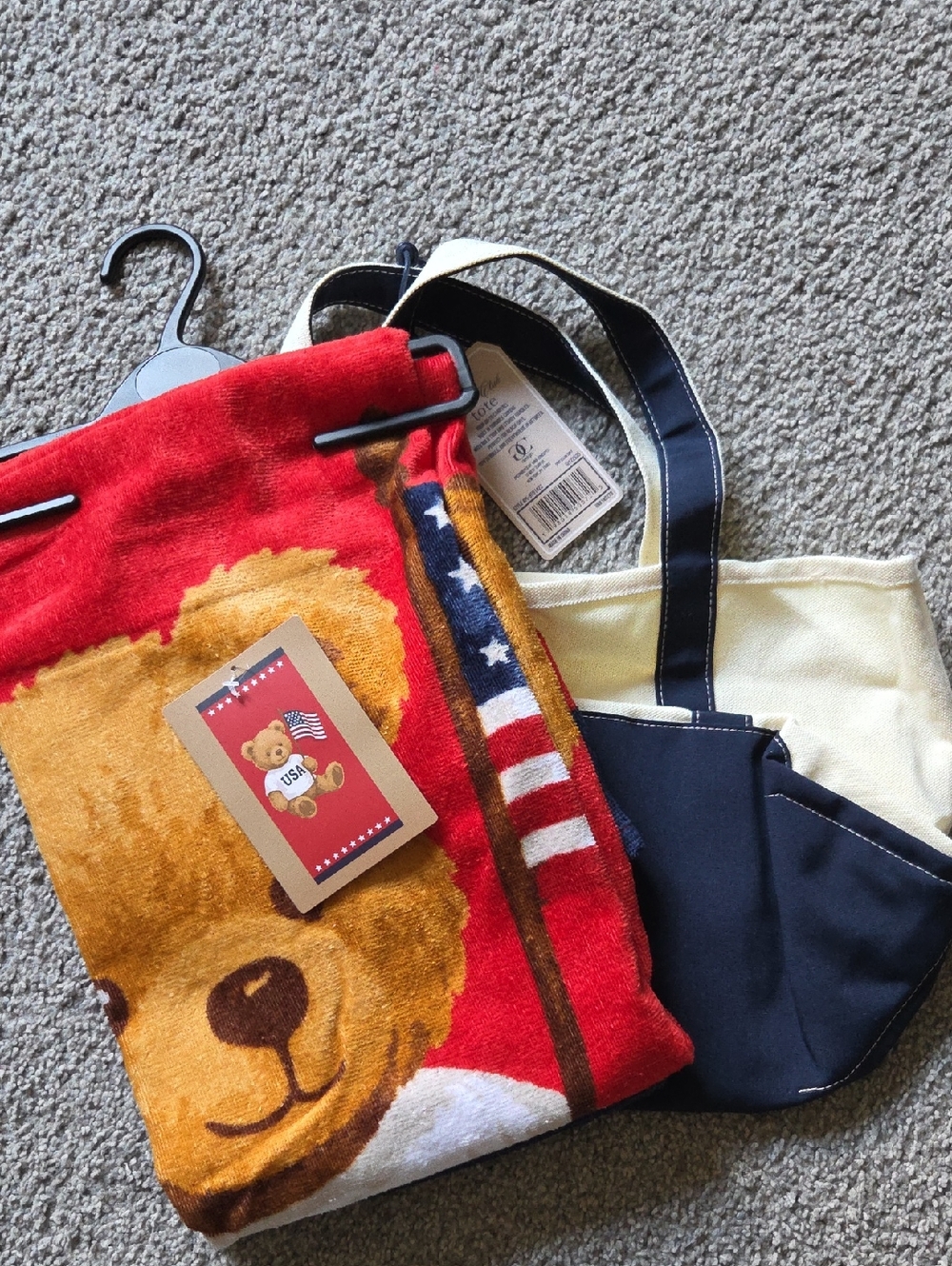 Americana Plush Bear Towel with USA Flag Design And Mini Tote Set - Red & Blue